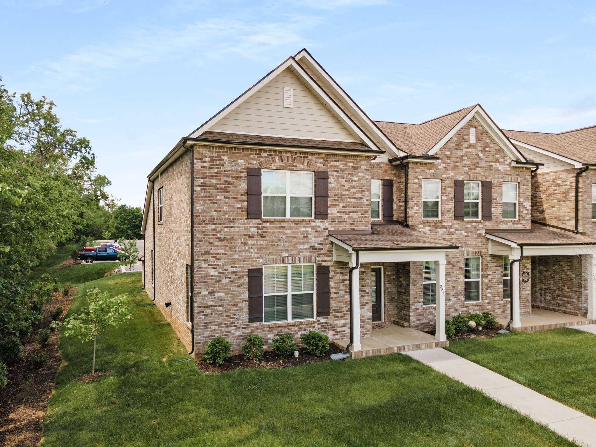 2841 Suzanne Landon Dr, Murfreesboro, Townhouse,  for sale, Amy Kempf, Reliant Realty ERA Powered