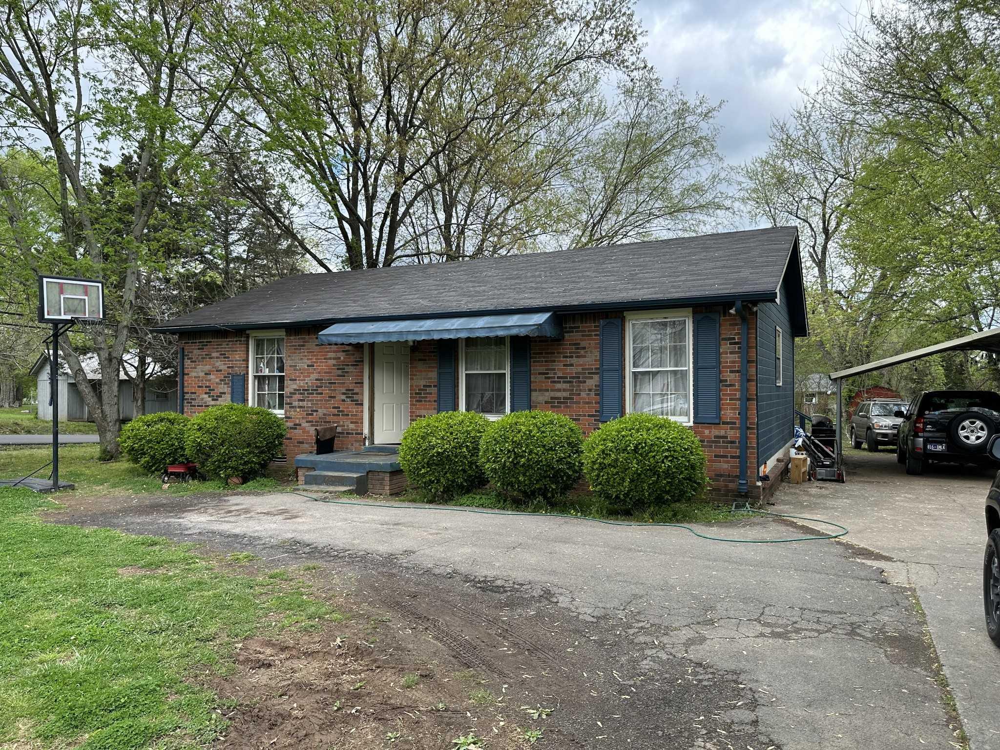 130 E St, Clarksville, Single Family Residence,  for sale, Amy Kempf, Reliant Realty ERA Powered
